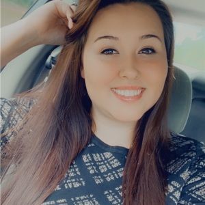 Meet your Posher, Kaylee